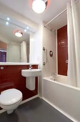 Travelodge Edinburgh Central Waterloo Place