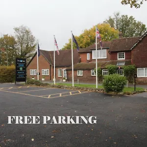 https://waterhall-country-house-crawley.brighton-hotels-england.com
