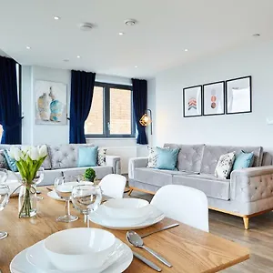 https://elegant-plus-luxury-apartments.cambridgehotelsuk.com