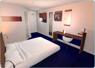 Travelodge Edinburgh Central Waterloo Place Hotel